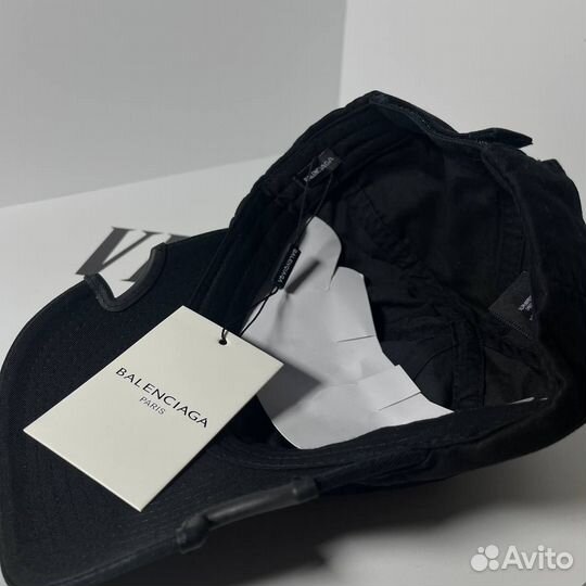 Кепки Balenciaga Be Different white/black