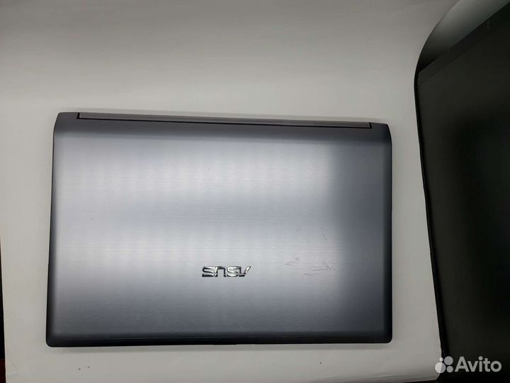 Asus N73S i5 2410M/12gb/GT 540M 2 гб/FullHD/17,3