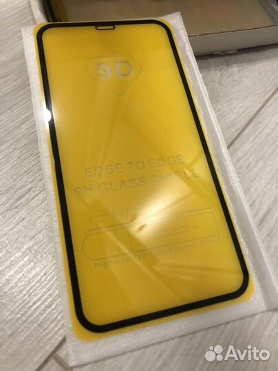 Защитное стекло iPhone 11