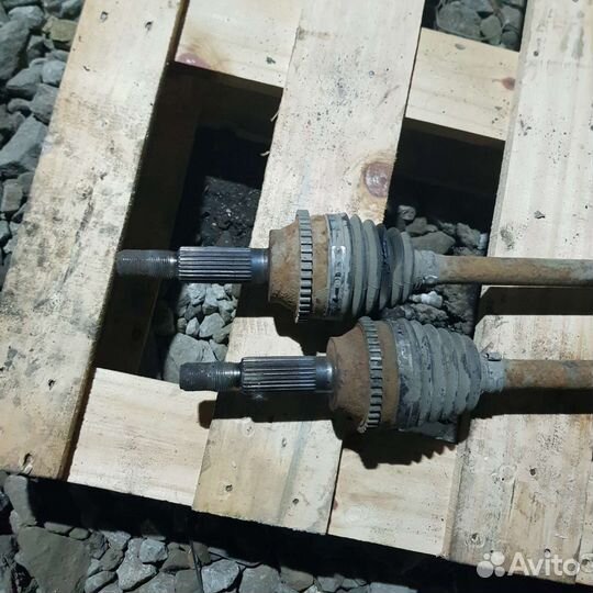 Задний правый привод ford maverick 2.3