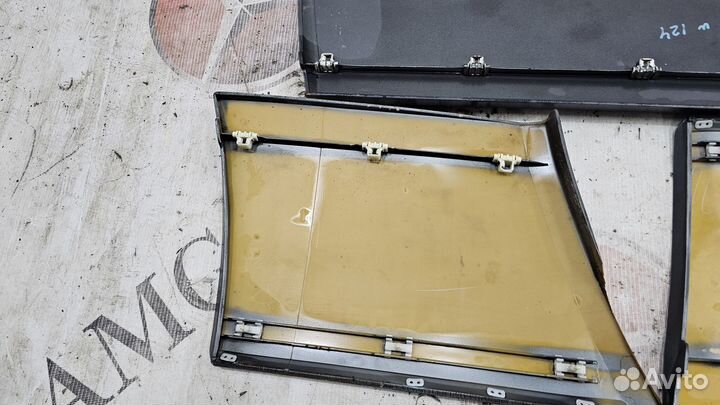 Накладки двери (листва) Mercedes benz W124 S