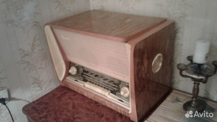 Ламповая радиола latvia