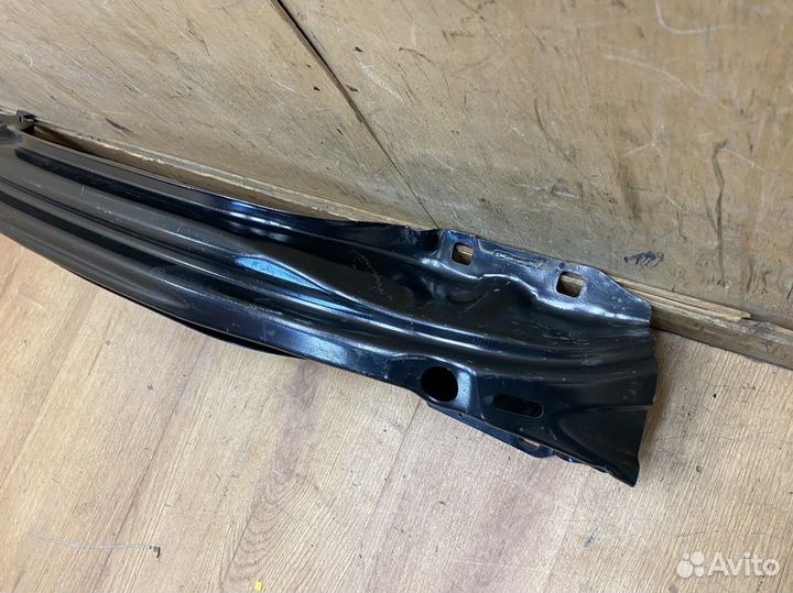 Усилитель заднего бампера Jaguar XE 2015+