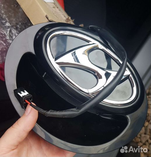 Ручка двери багажника Hyundai Solaris