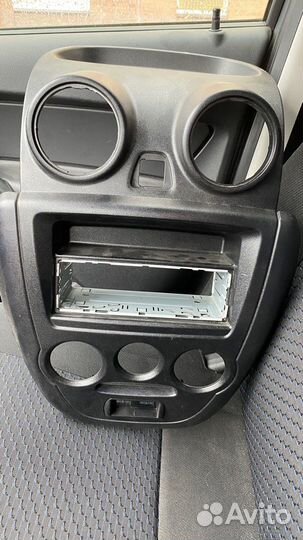 Центральная консоль granta