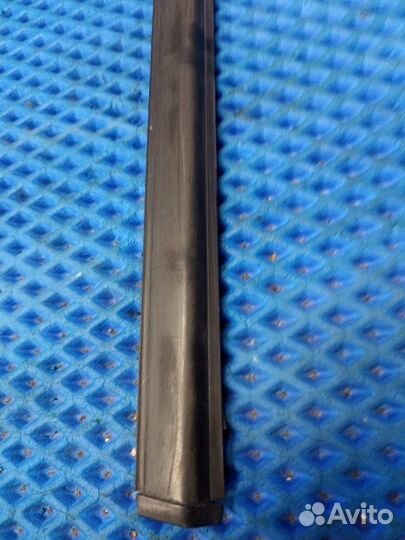 Бархотка двери Nissan Almera Classic седан QG16DE