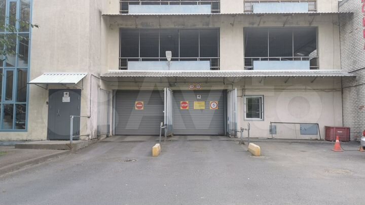 Машиноместо, 12 м²