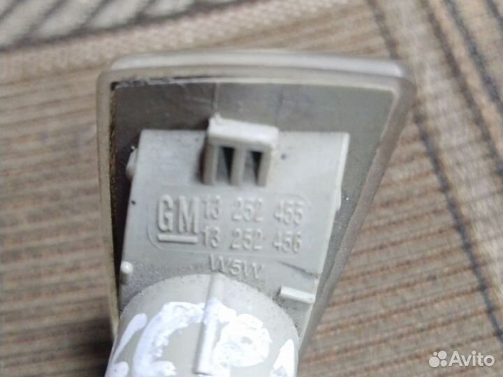 Повторитель поворота Опель астра аш