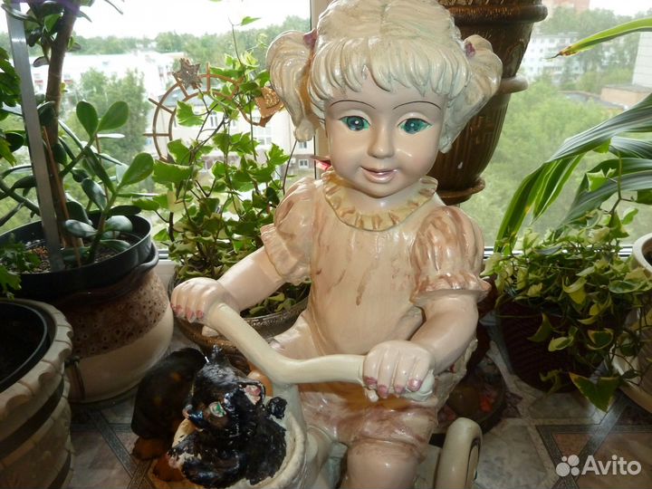 Статуэтка германия