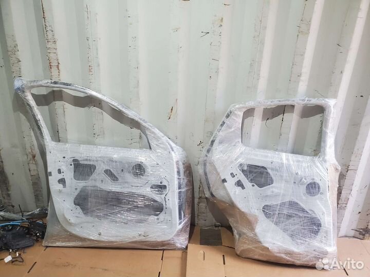 Дверь водительская и пассажирская левая bmw x6 f16