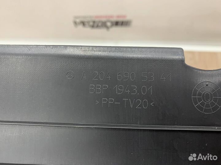 Обшивка багажника внутренняя Mercedes X204 GLK 204