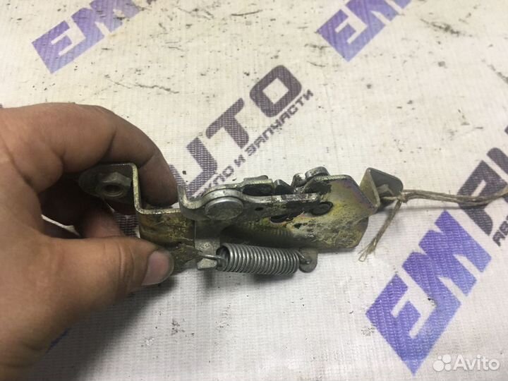 Замок капота ваз 2110-2112