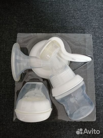 Молокоотсос ручной Chicco с бутылочкой Natural