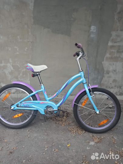 Велосипед Giant Bella, размер колёс 20