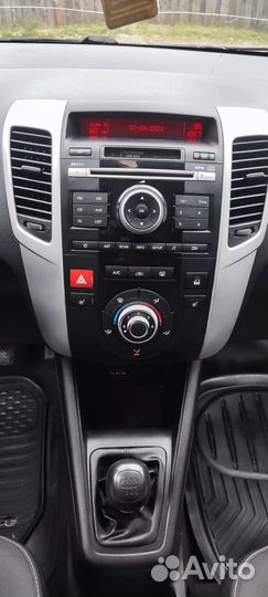 Kia Venga 1.6 МТ, 2012, 194 000 км