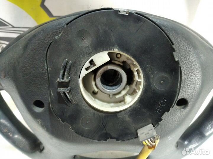 Руль Opel Omega 1990