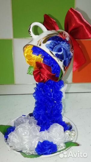 Парящая чашка