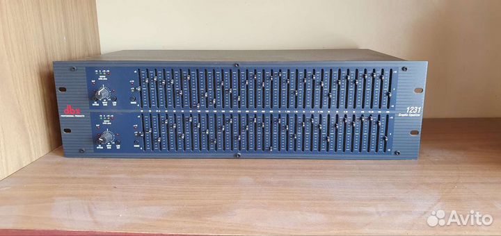 Графический эквалайзер DBX 1231