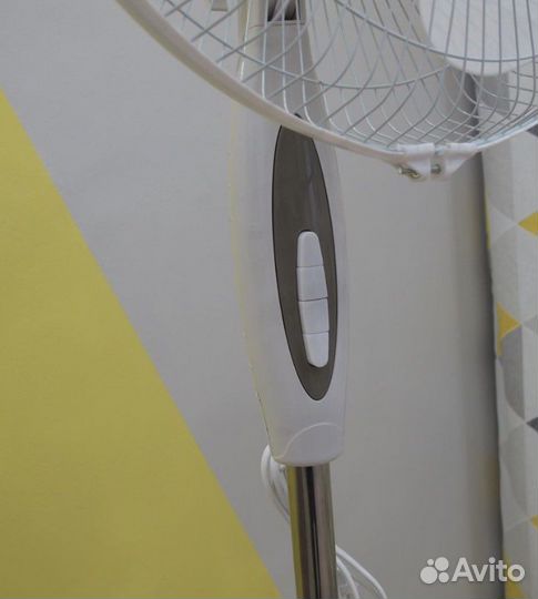Вентилятор напольный новый