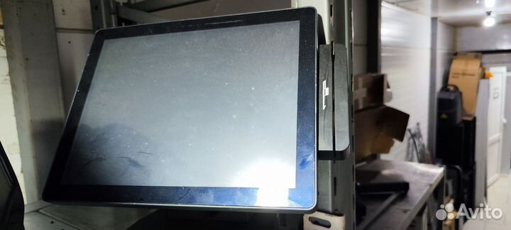 Сенсорный pos терминал