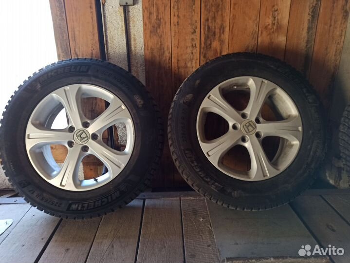 Michelin X-Ice North 4 225/65 R17 106