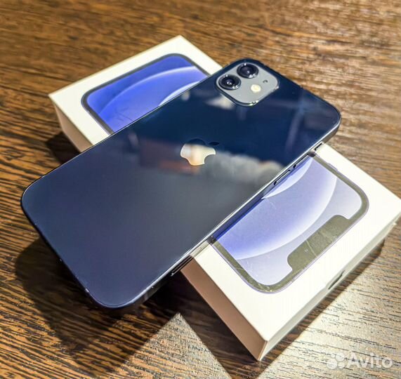 iPhone 12, 64 ГБ