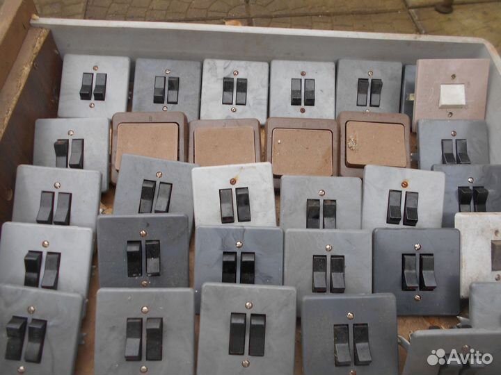 Выключатель