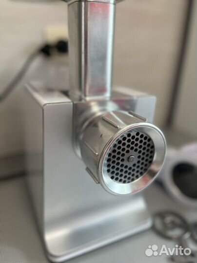 Мясорубка bork 783