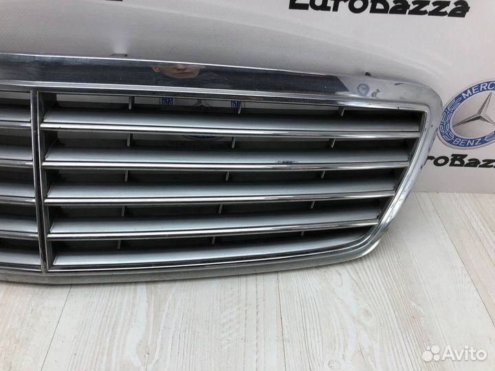 Решетка радиатора Mercedes W203