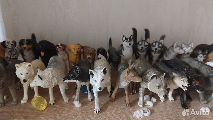 Фигурки собак schleich