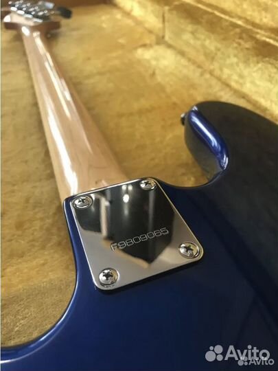 Бас Fender Precision Grass Roots G-PB-45