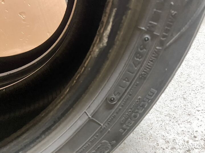 Toyo Observe GSi-5 215/55 R17