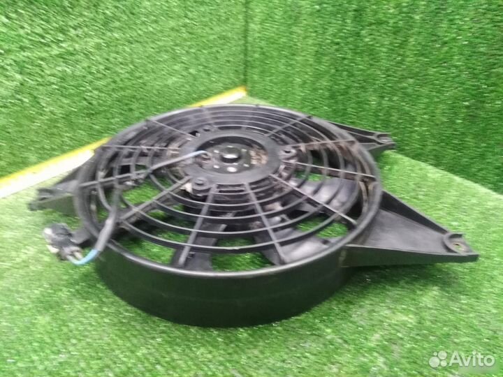 Вентилятор радиатора двс Kia Carnival I UP