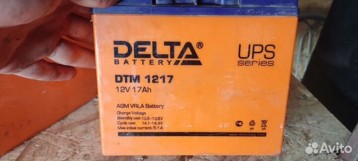 Продам мотоциклетный аккумулятор