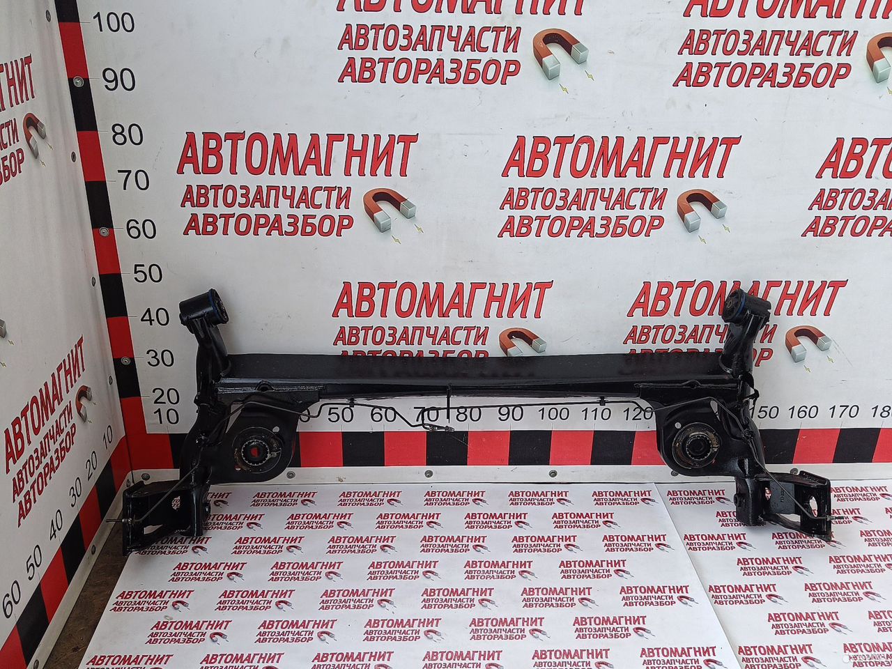 Задняя балка Рено Дастер 2 19-нв