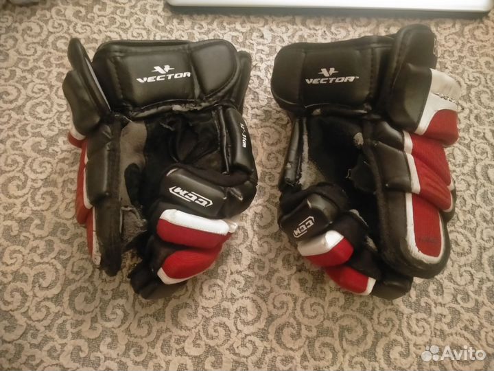 Краги хоккейные 13