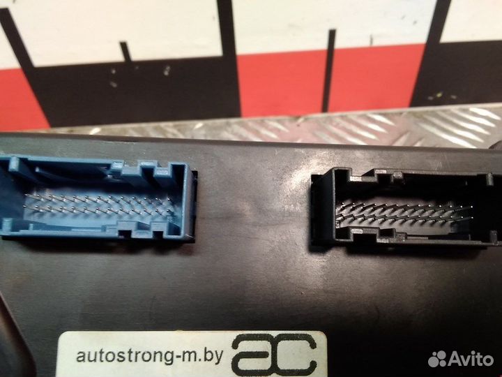 Блок комфорта для Nissan Pathfinder (R51)