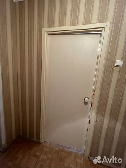 Двери межкомнатные с коробкой б/у