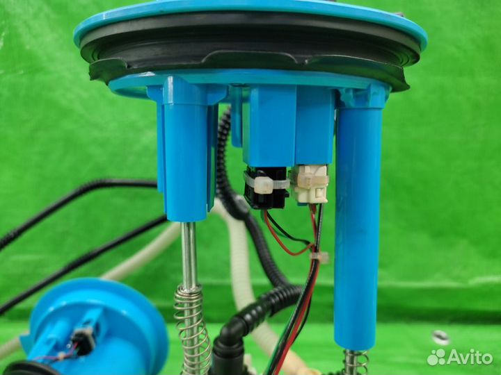 Топливный насос бензонасос Tiguan / Q3 / Тигуан