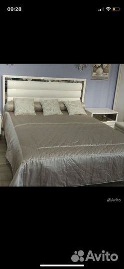 Кровать 180*200 с матрасом
