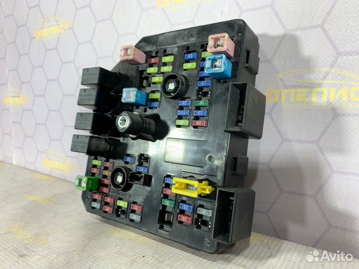 Блок предохранителей Opel Antara A22DM 2013