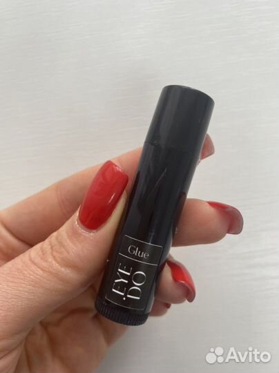 Кисть и клей для ламинирования ресниц