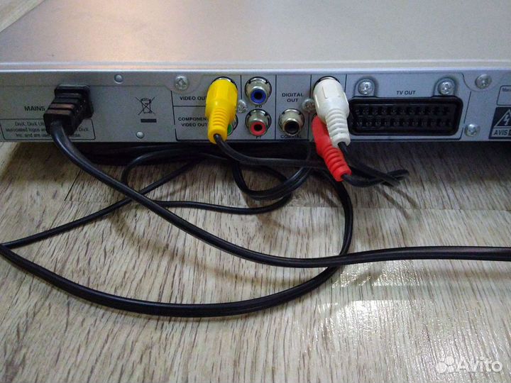 DVD плеер Phillips dvp5140k/51