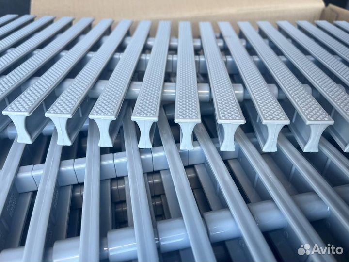 Переливная решетка для бассейна