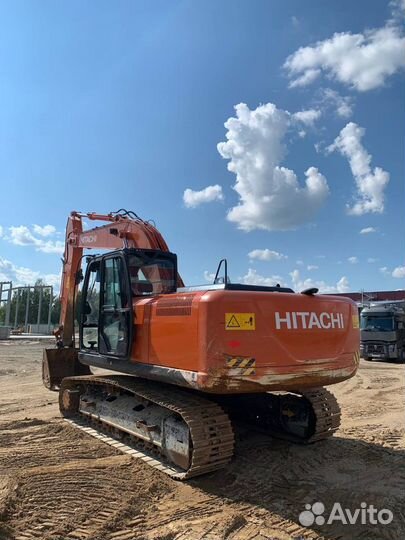 Гусеничный экскаватор Hitachi ZX200-5G, 2020