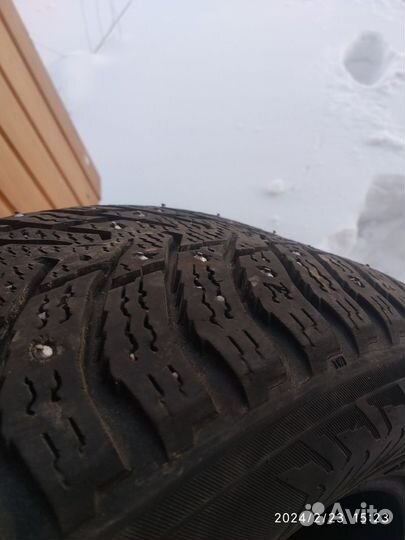 Nokian Tyres Hakkapeliitta 8 205/60 R16