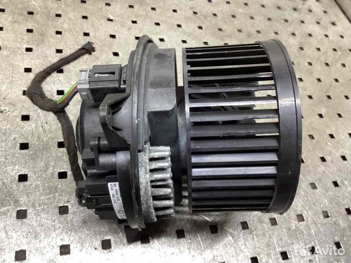 Моторчик печки Ford Mondeo