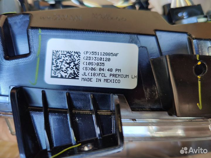 Ходовой огонь Jeep Wrangler JL левый