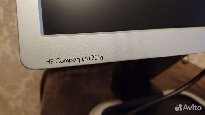 Монитор HP Compaq LA1951g