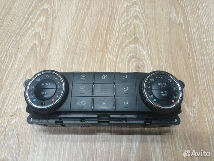 Блок управления климат-контролем Mercedes Ml W164